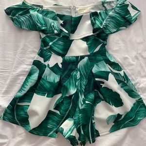 Off The Shoulder Plant Print Romper